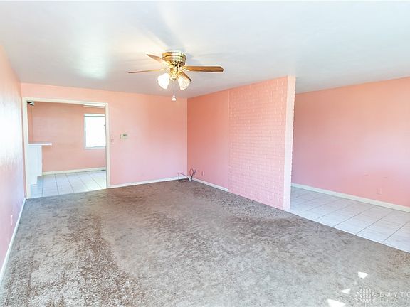 3rd image of 212 Linwood Dr