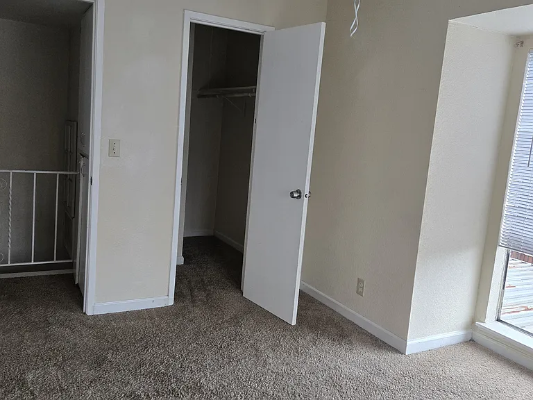 5348 Garfield Ave #4 — Photo 13