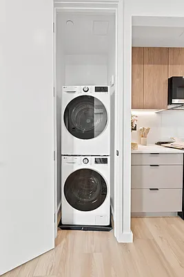 Laundry, photo 1