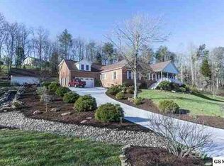 3253 River Pointe Cir, Kodak, TN 37764