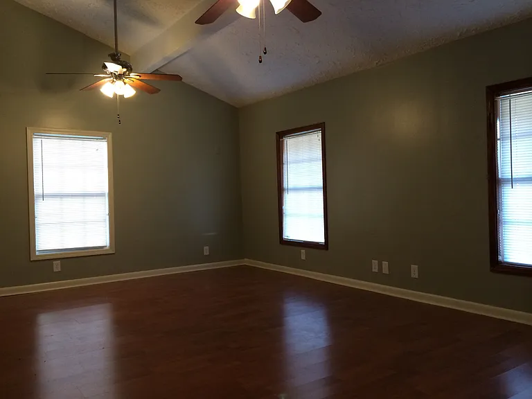 5200 Overbrook Dr #B — Photo 9