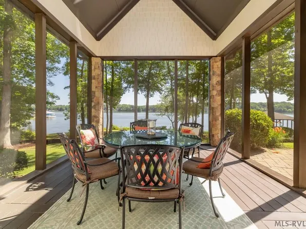 636 Mountain Rock Trl, Boydton, VA 23917