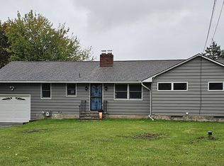 302 Palmer Dr, Fayetteville, NY 13066