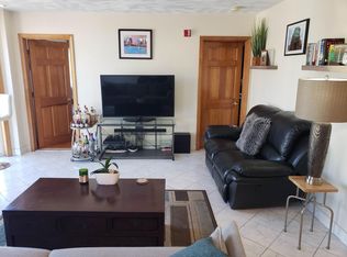 243 Hanover St, Boston, MA 02113