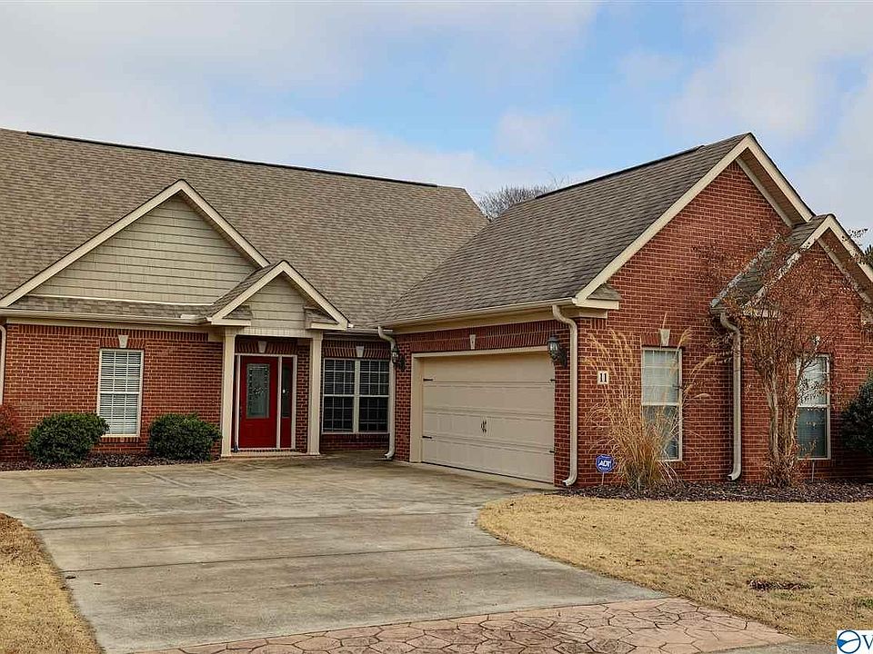 1st image of 11 Nandina Ln SW
