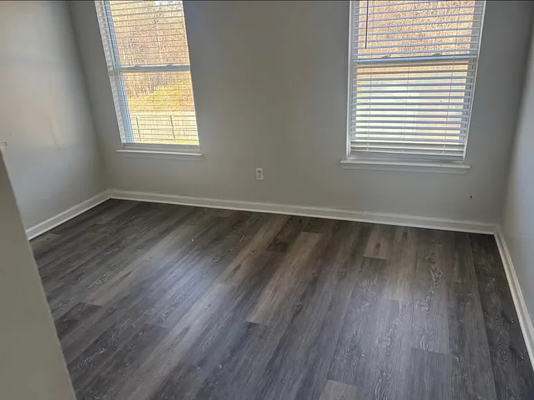 529 Walnut Way — Photo 9