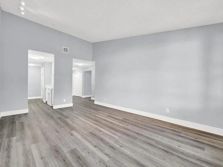 2319 N Congress Ave #22 — Photo 8