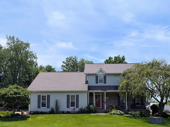 2094 Timber Ln, Harborcreek, PA 16421