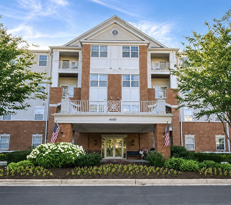 1st image of 2604 Chapel Lake Dr APT 104