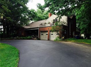 3447 Ellwood Rd, New Castle, PA 16101