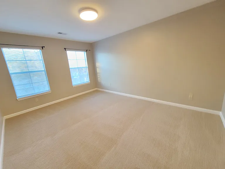 724 Bristol Village Dr #305 — Photo 8