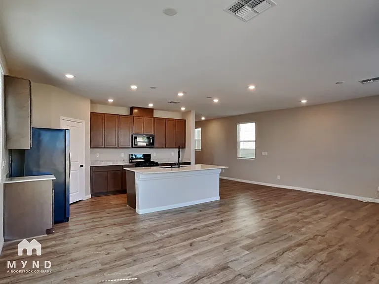 4188 Silver Torch Ave — Photo 3