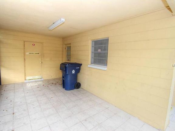 2nd image of 1717 W Comanche Ave
