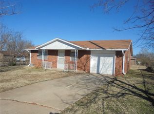206 Farris Dr, Earlsboro, OK 74840