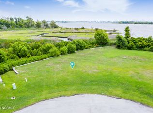 403 Caspian Ct, Holly Ridge, NC 28445