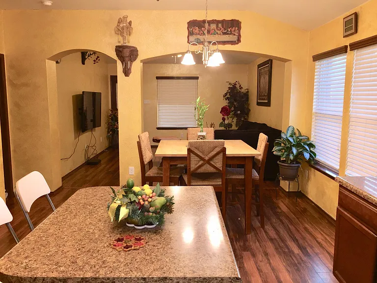 6725 Mundo Dr — Photo 6