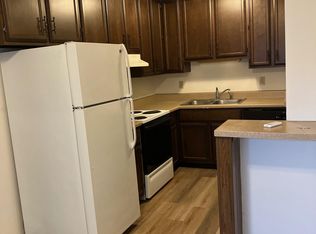 702 Medinah Ct, Dixon, IL 61021