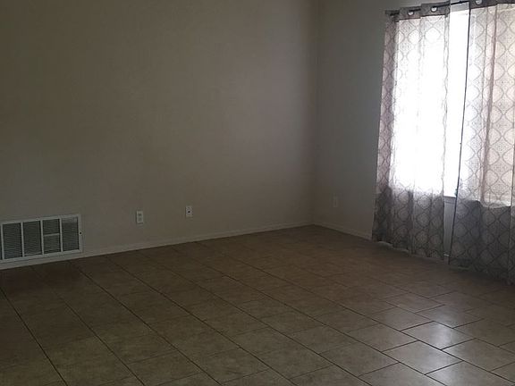 4th image of 2704 Cross Timber Dr
