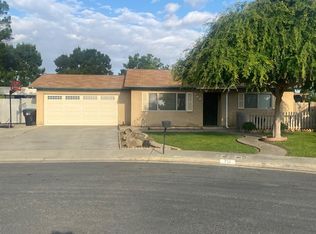 751 Lisa Ln, Porterville, CA 93257