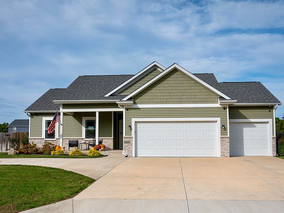 1st image of 30307 Pine Bluff Dr