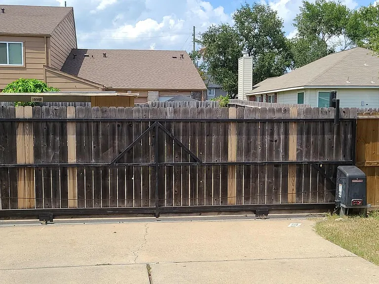 15514 Baxter Ave — Photo 29