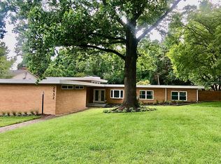 2932 Cedar Ln, Fairfax, VA 22031