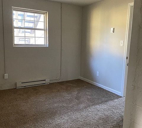 5th image of 1003 Silver Ave #F