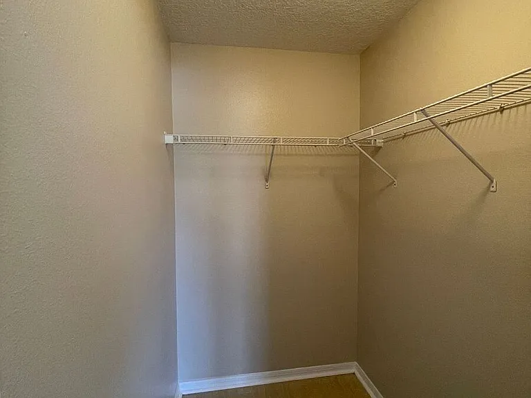 2317 Walnut Canyon Dr — Photo 22