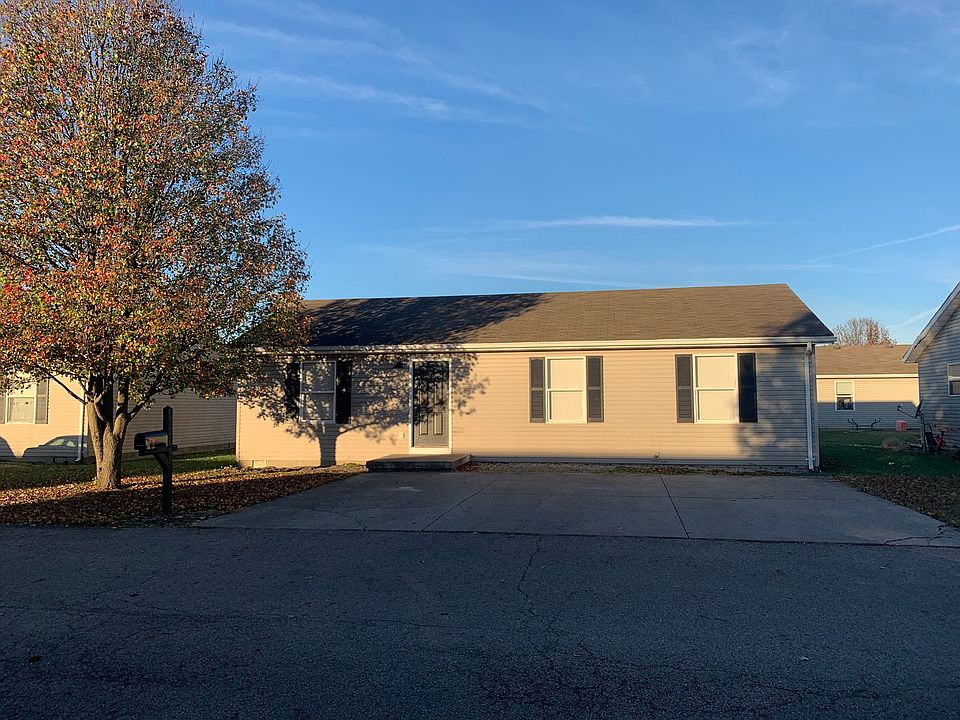1st image of 690 W Light St #13