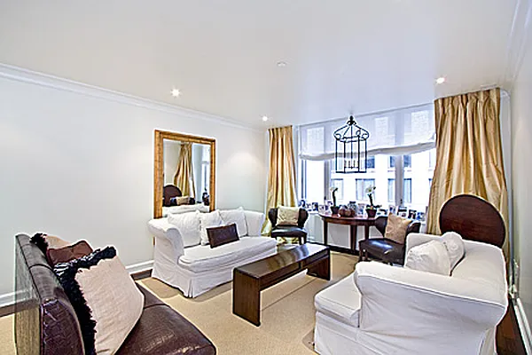 Sold by R New York | media 3