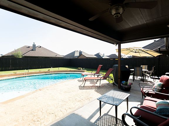2nd image of 334 Southlake Dr