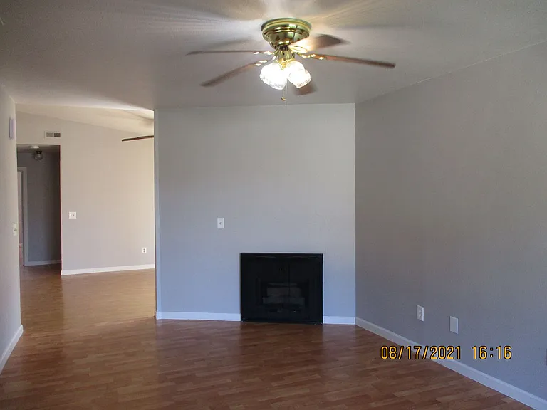 2718-2716 Grizzly Hollow Way — Photo 2