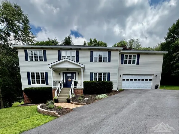 642 Dove Cir, Bluefield, VA 24605