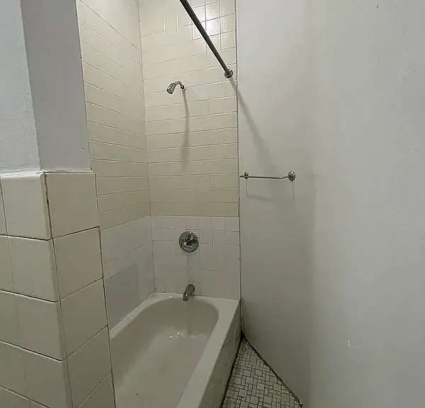 1109 1st Ave #5A — Photo 13