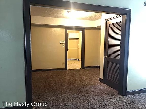 3rd image of 3330 Agnes Ave