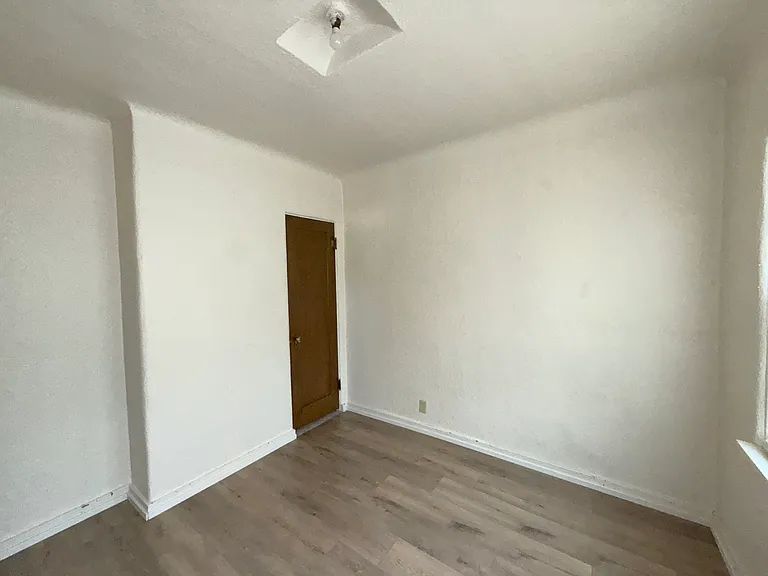 209 S 9th Ave #5 — Photo 5