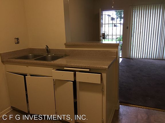 4th image of 1832 W Crestwood Ln APT 3