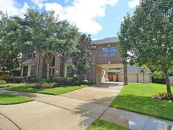 2nd image of 4607 Lake Knoll Ct