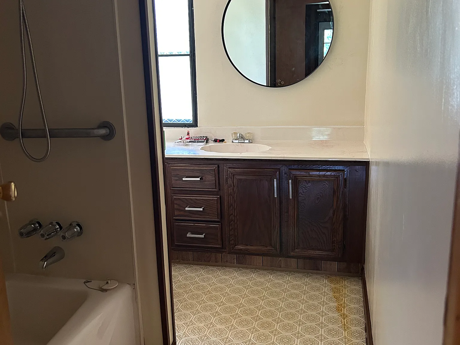 3 bed, 1800 sqft, $1,700 — Photo 4