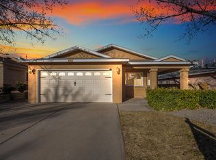 621 Santa Fe Meadows Dr NE, Rio Rancho, NM 87144