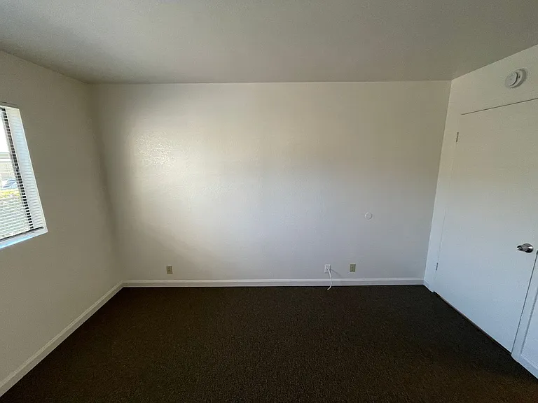 9335 Musselman Dr #15 — Photo 5