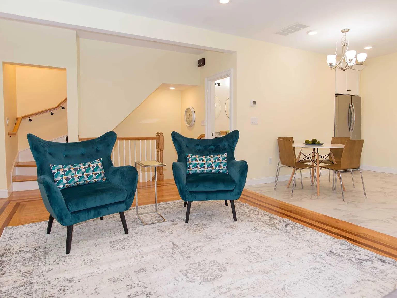 4 bed, $5,200 — Photo 1