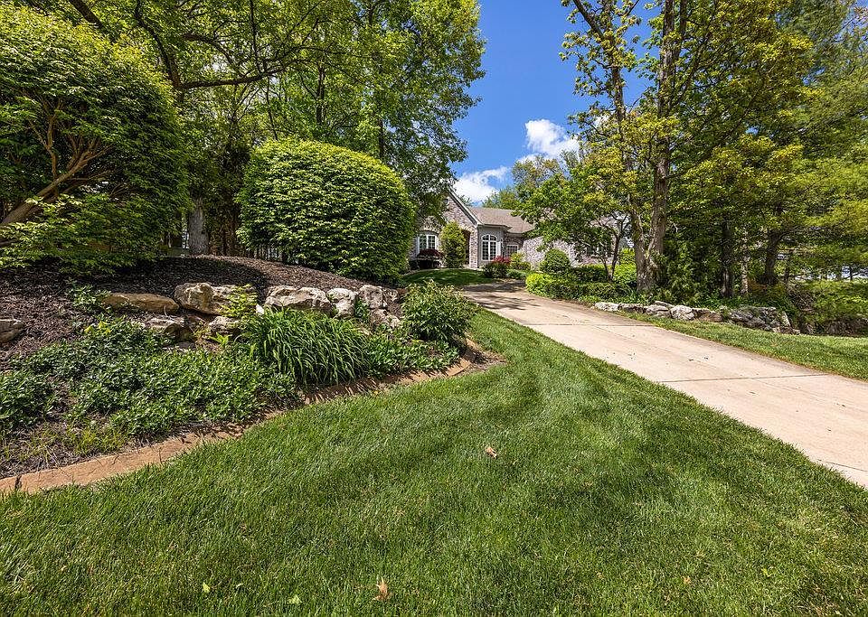 401 Charlemagne Dr, Lake Saint Louis, MO 63367 Zillow