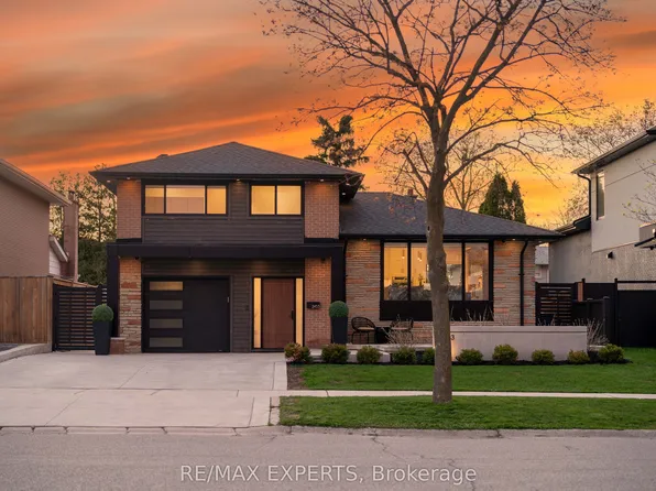 2453 Bonner Rd, Mississauga, ON L5J 2E1