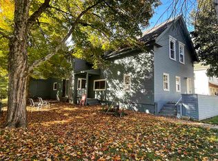25 Pleasant St, Plymouth, NH 03264