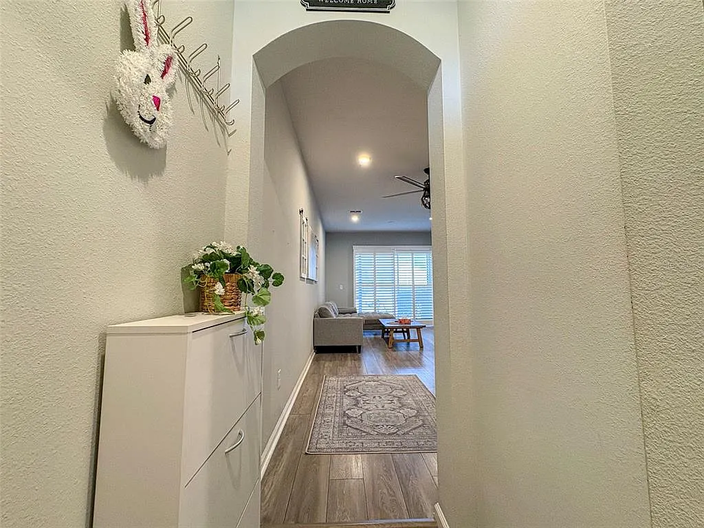 2 bed, 2.5 bath, 1536 sqft, $2,100 — Photo 3