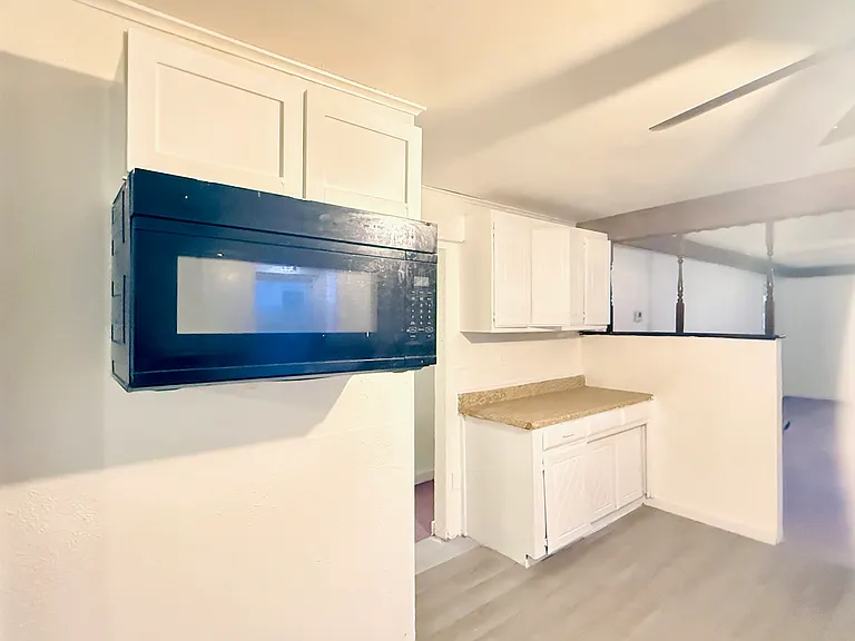 430 N Aydelotte Ave #A — Photo 3