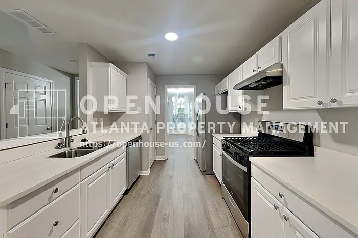 3206 Claybrooke Dr — Photo 5