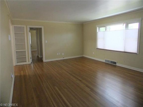 4th image of 3705 Rocky River Dr APT 3