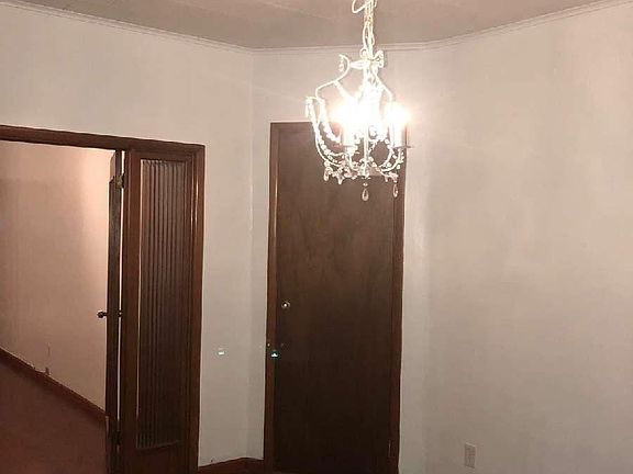 0001_422347404_large